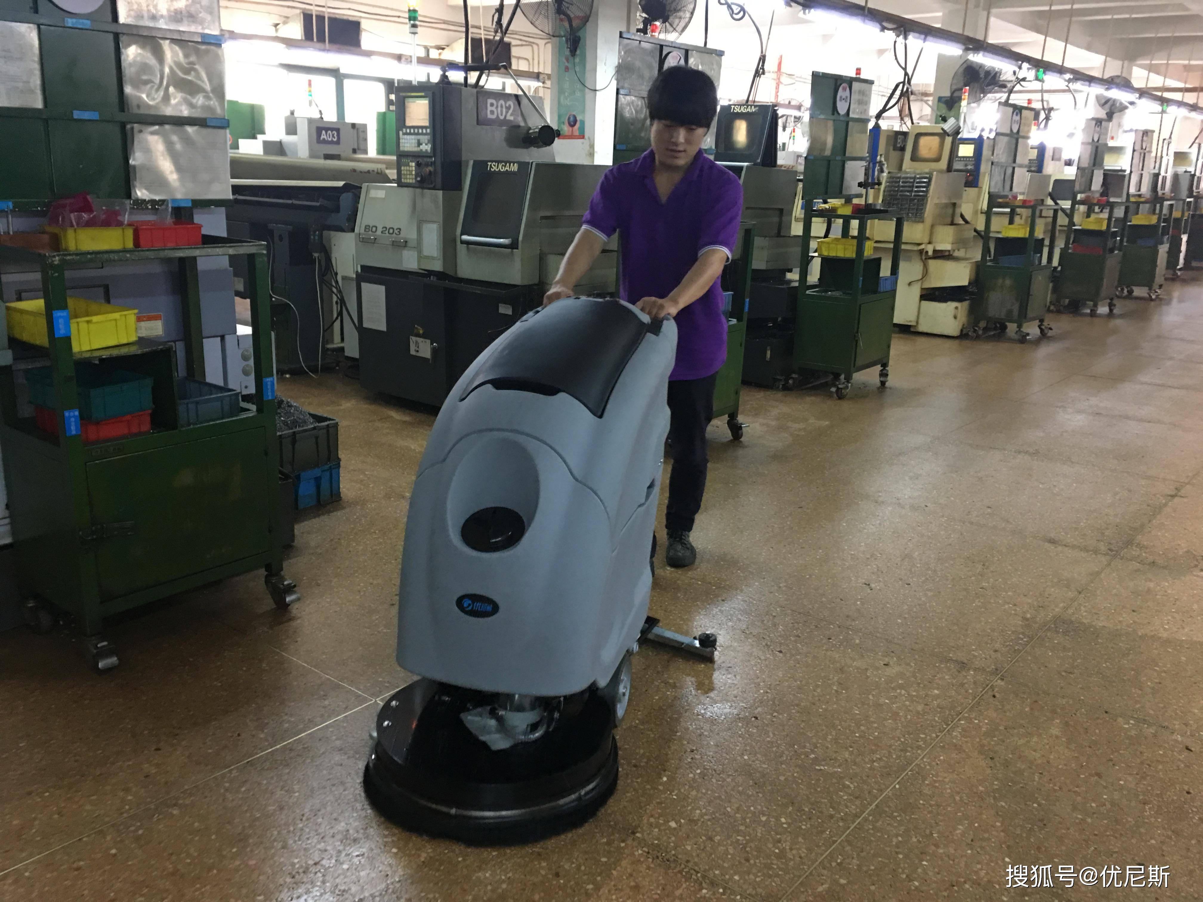 洗地机清洗工厂车间油污地面，可行吗？——大视野解析